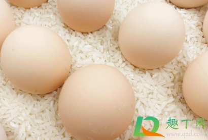 生鸡蛋用什么东西装才不烂1