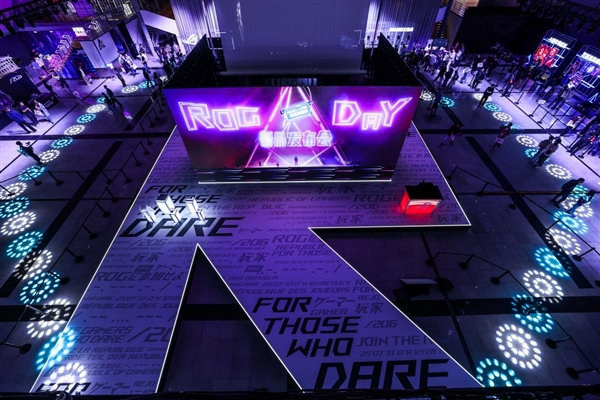 2025 ROG DAY盛大开幕，高性能显示器盛宴引领全场热潮