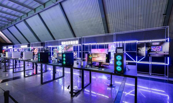 2025 ROG DAY盛大开启，超多高性能显示器燃爆全场