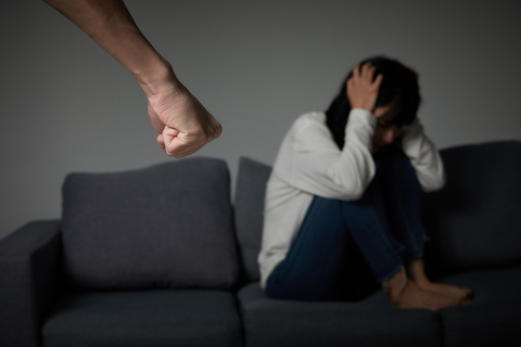 如何准确界定家暴行为？
