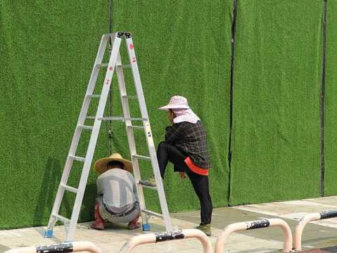 工地未设围挡，投诉途径及解决建议探讨