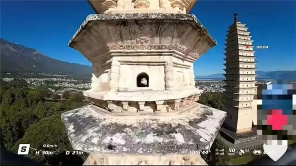 大理古塔遭无人机擅自穿越引发事故，景区追责启动