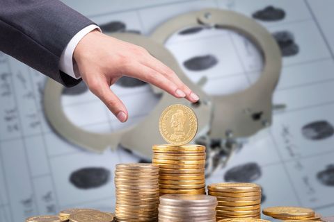 欠款人入狱后的债务处理与财务纠纷解决之道