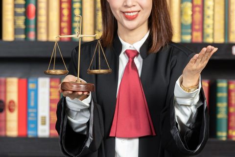 法院审理不公投诉途径详解，如何选择最有效的投诉渠道？