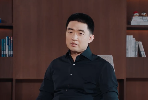 辅助驾驶安全争议下的黎明前挑战，李想谈黑暗时刻